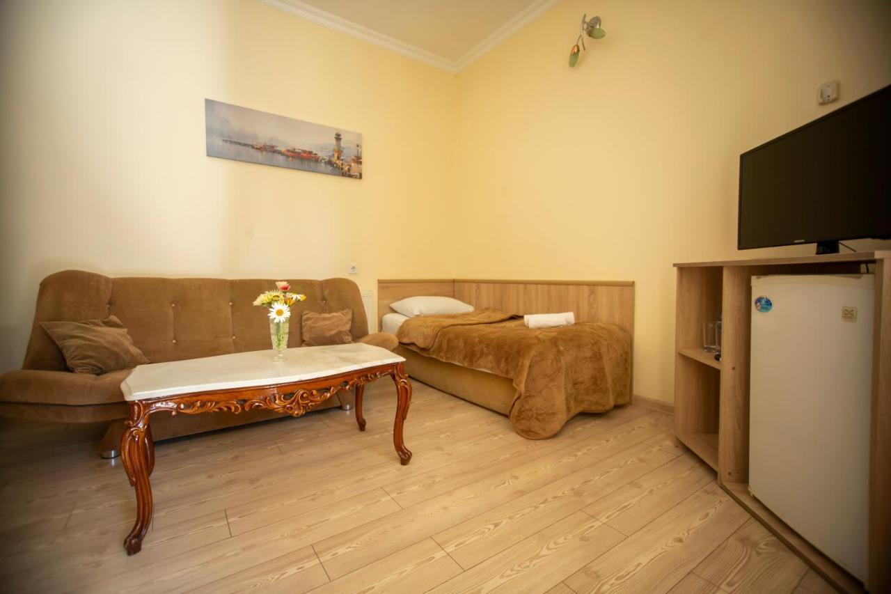 קובולטי Hotel Chveni Ezo מראה חיצוני תמונה